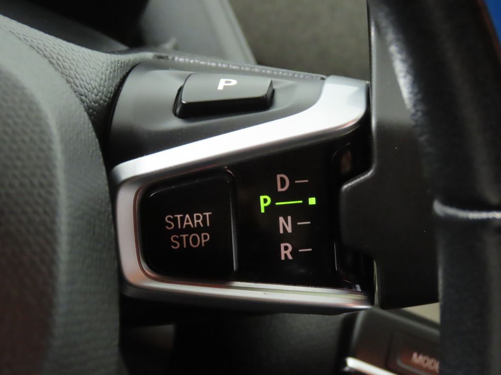 Thumbnail: 2019 BMW i3 - 18