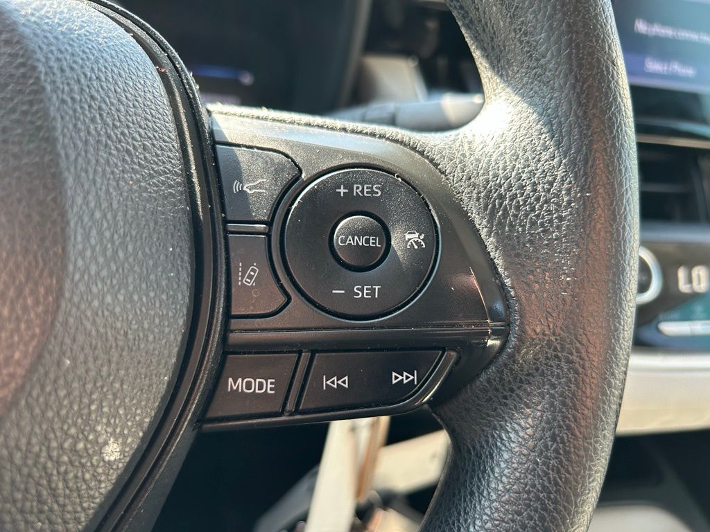 Thumbnail: 2021 Toyota Corolla - 18