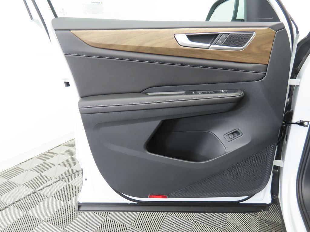 Thumbnail: 2026 Volkswagen Atlas - 24