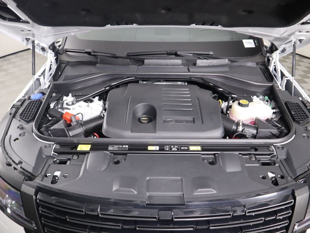 Thumbnail: 2025 Land Rover Range Rover - 29