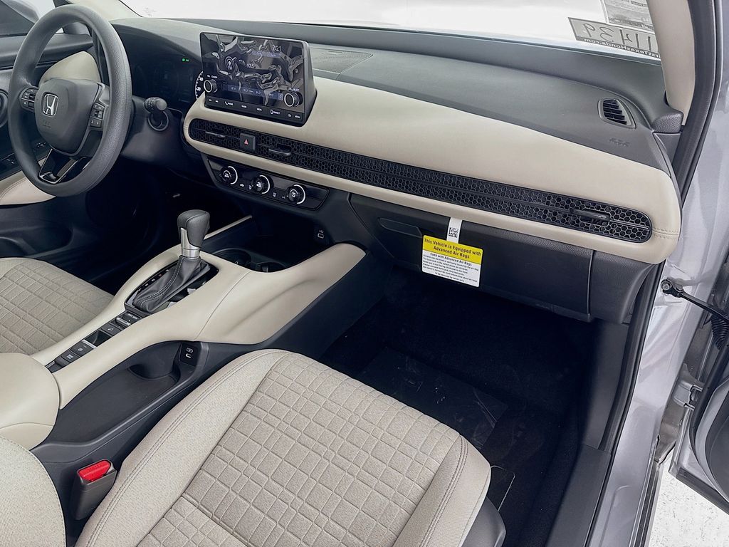 Used Car 2025 Honda Hr-v  Lx For Sale Under $30,000 In Austin, Texas
