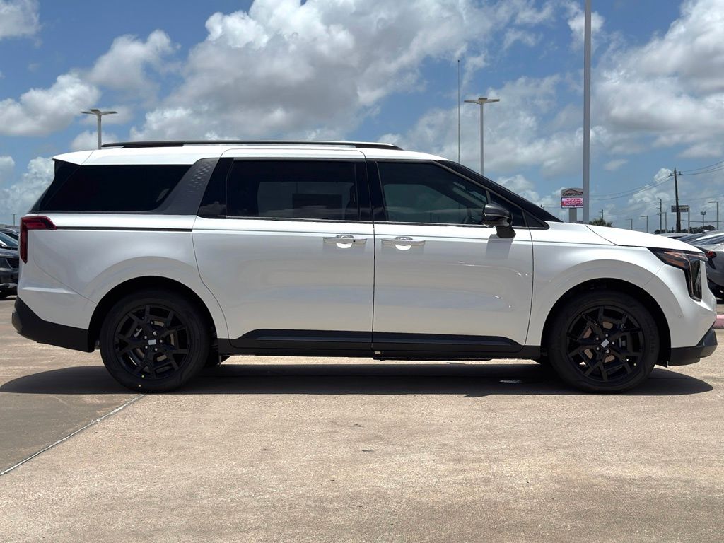 2026 Kia Carnival Hybrid SX White at Community Kia