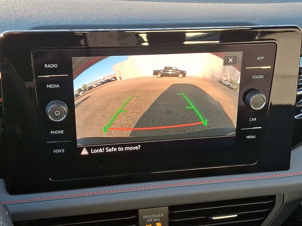 Thumbnail: 2025 Volkswagen Jetta - 18