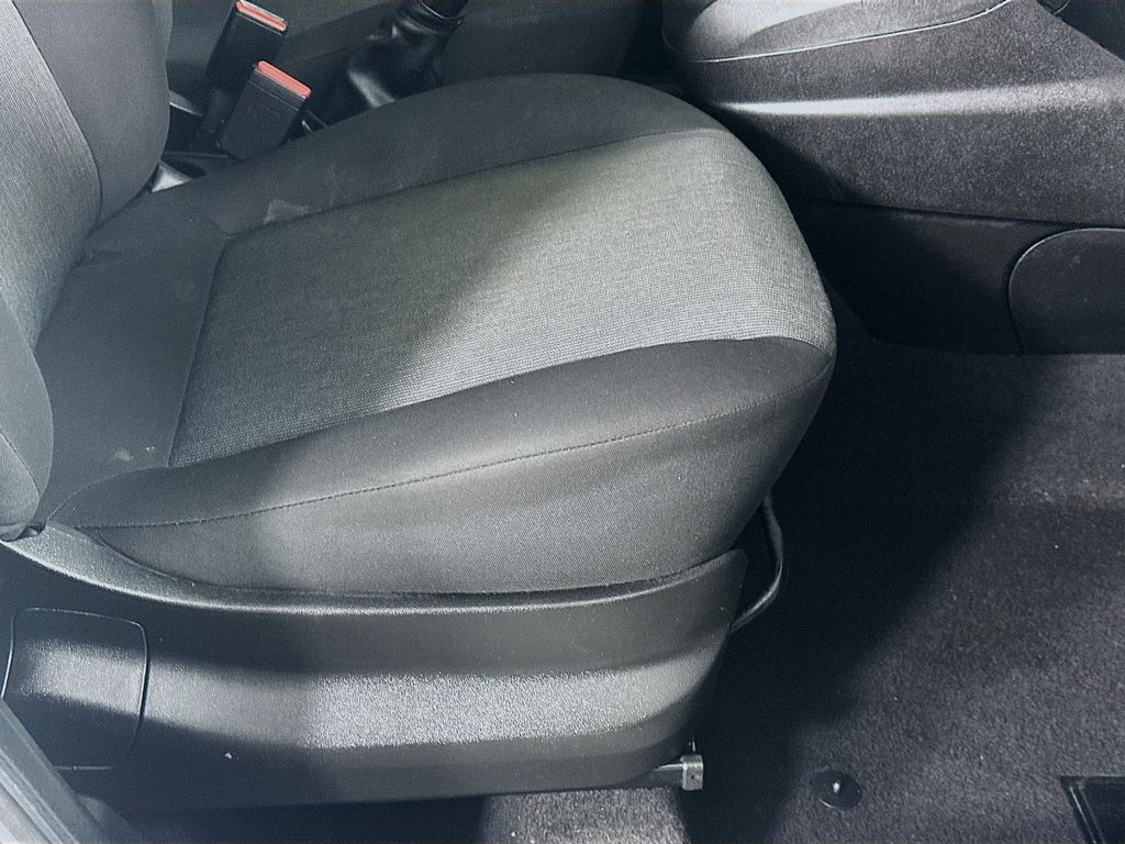 Used 2020 White Ram Tradesman SLT image 22