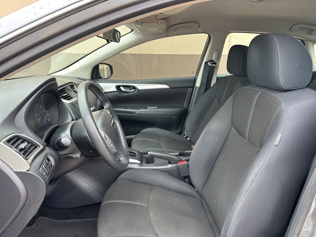 Thumbnail: 2017 Nissan Sentra - 7