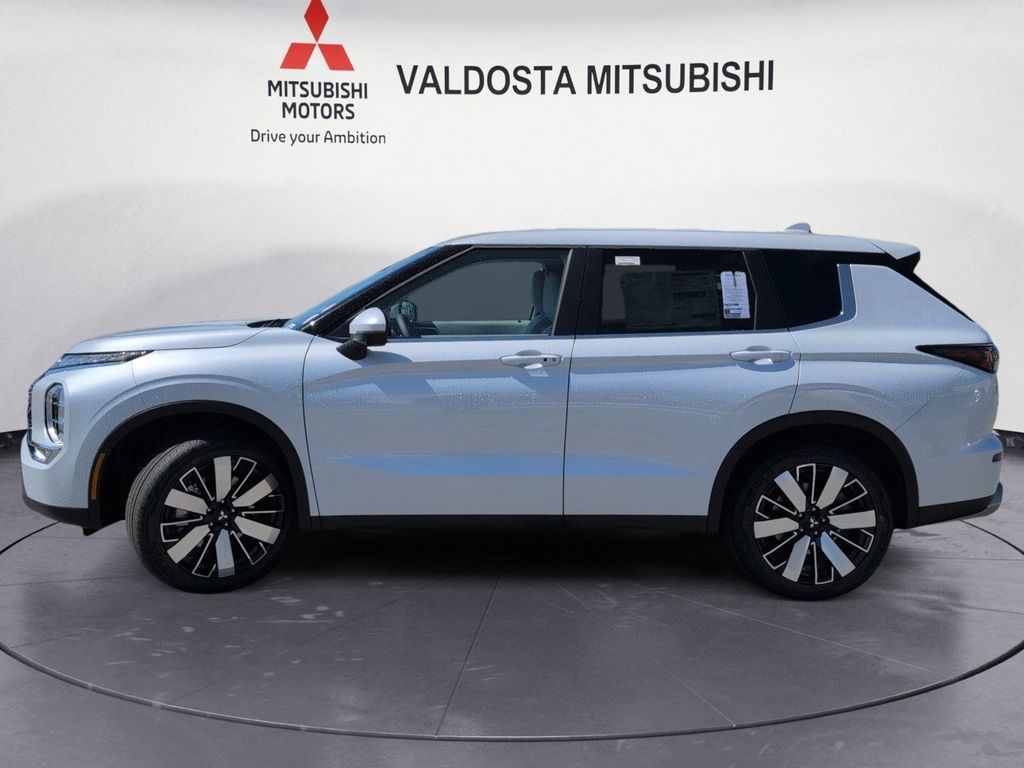 New 2026 Mitsubishi Outlander SUV