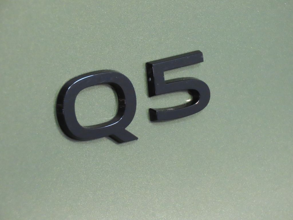 Thumbnail: 2026 Audi Q5 - 9