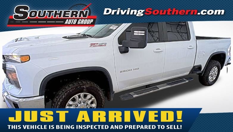 Summit White 2024 Chevrolet Silverado 2500HD LT Crew Cab 4WD Pickup Truck Four-Wheel Drive Automatic