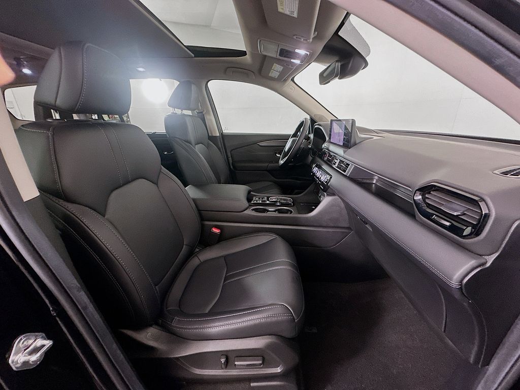 Thumbnail: 2026 Honda Pilot - 30