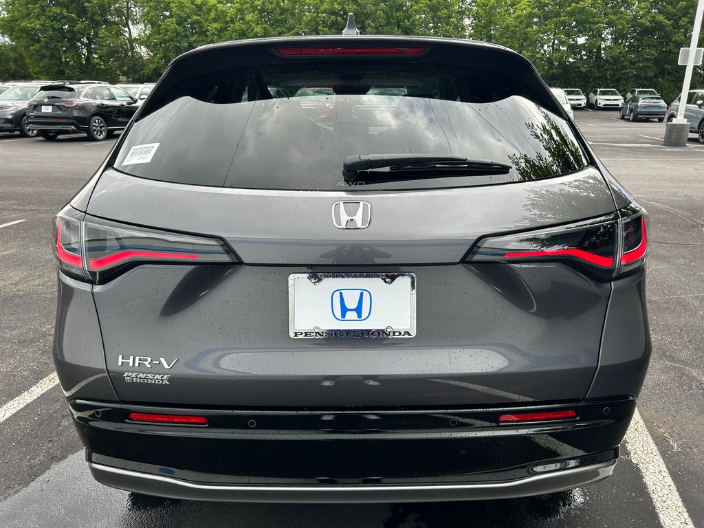 Thumbnail: 2027 Honda HR-V - 4