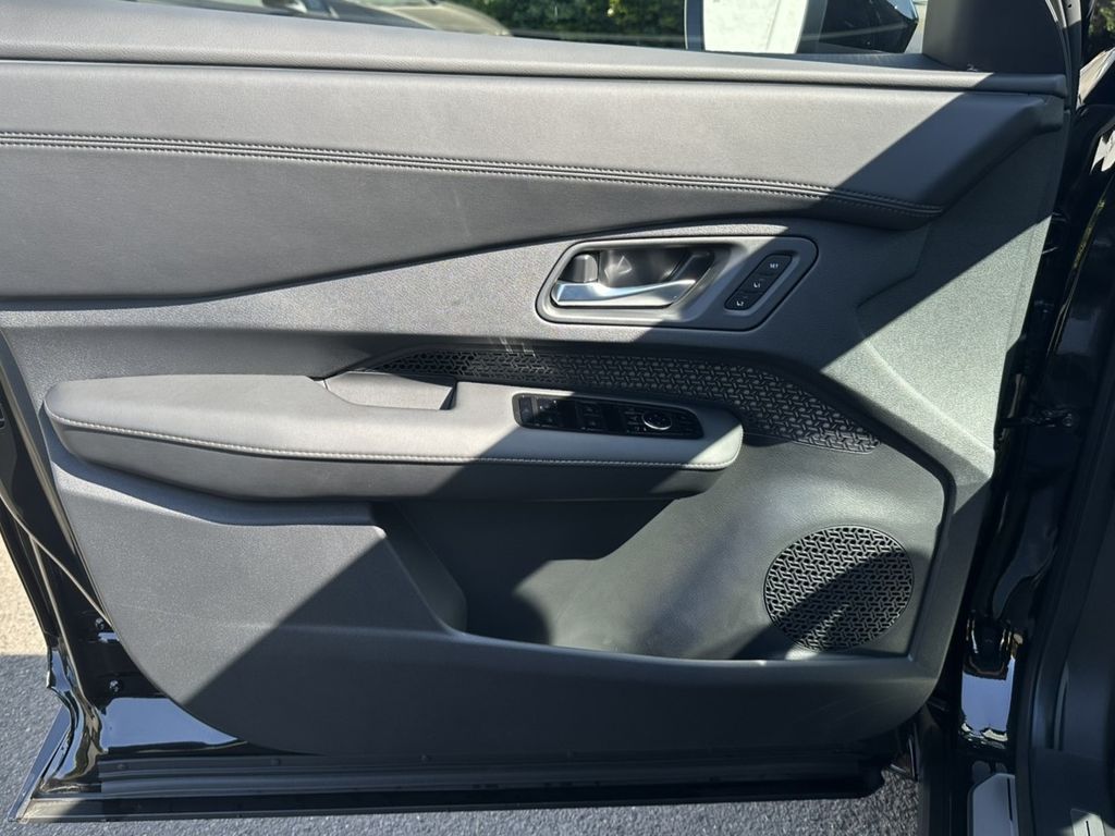 2025 Nissan Ariya EVOLVE+ e-4ORCE