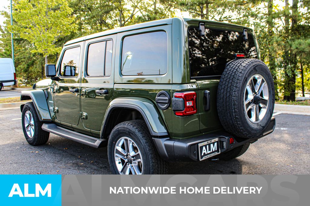 2021 Jeep Wrangler Unlimited Sahara photo 4