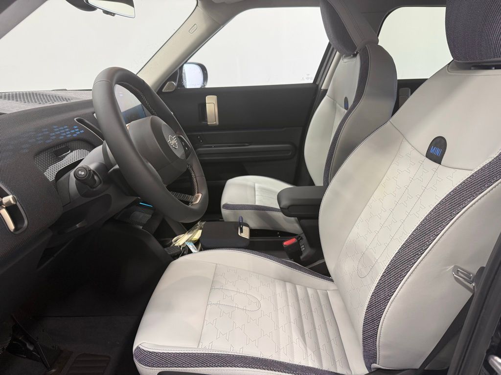 Thumbnail: 2025 MINI Cooper Countryman - 10