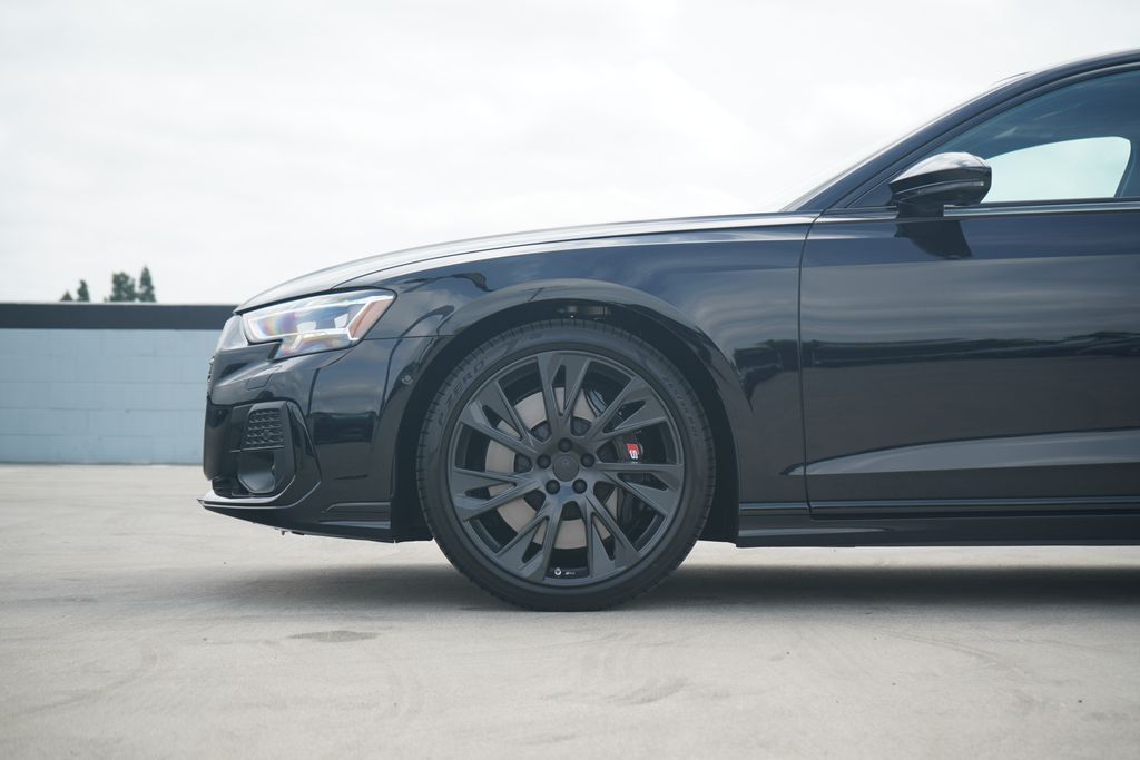 Thumbnail: 2026 Audi S8 - 3