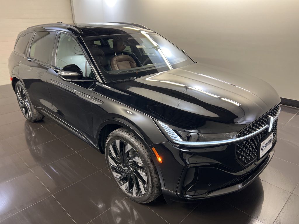2026 Lincoln Nautilus Reserve AWD's photo