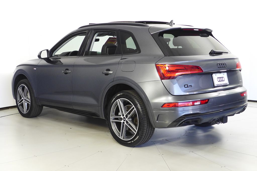 Thumbnail: 2023 Audi Q5 - 9