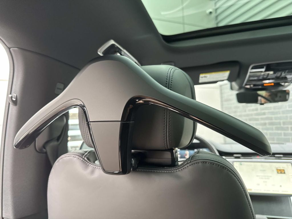New 2026 Black Land Rover SE image 18