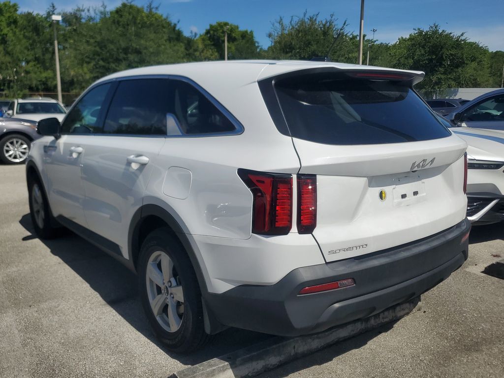 2023 Kia Sorento - $18,488