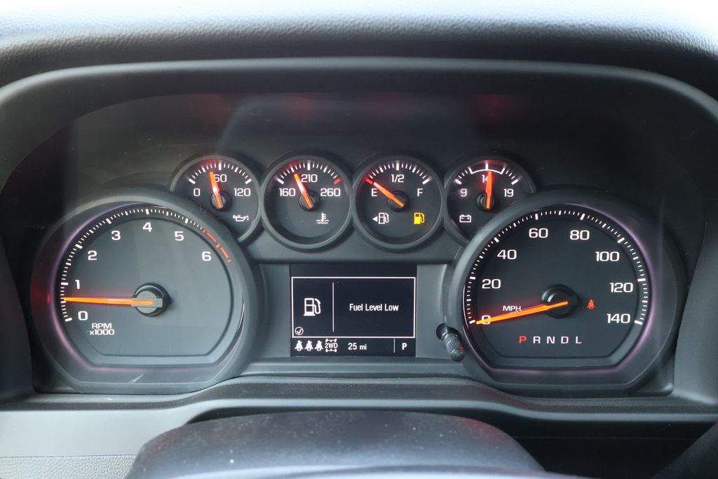 Thumbnail: 2025 Chevrolet Silverado 2500 - 19