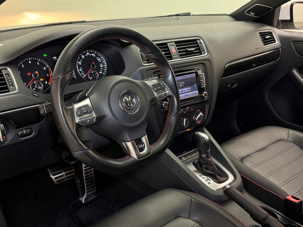 Thumbnail: 2014 Volkswagen Jetta - 23