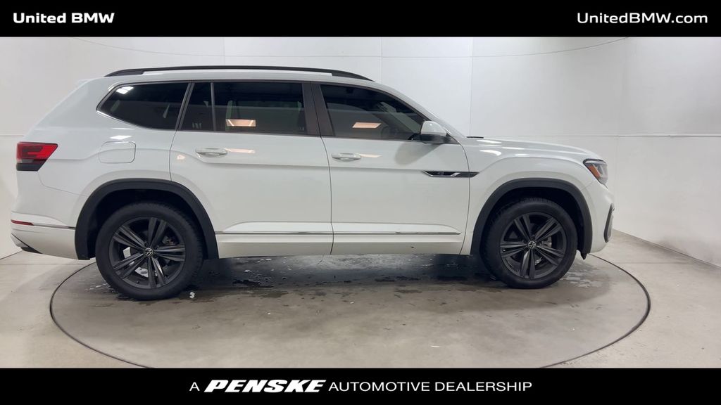 Thumbnail: 2021 Volkswagen Atlas - 9