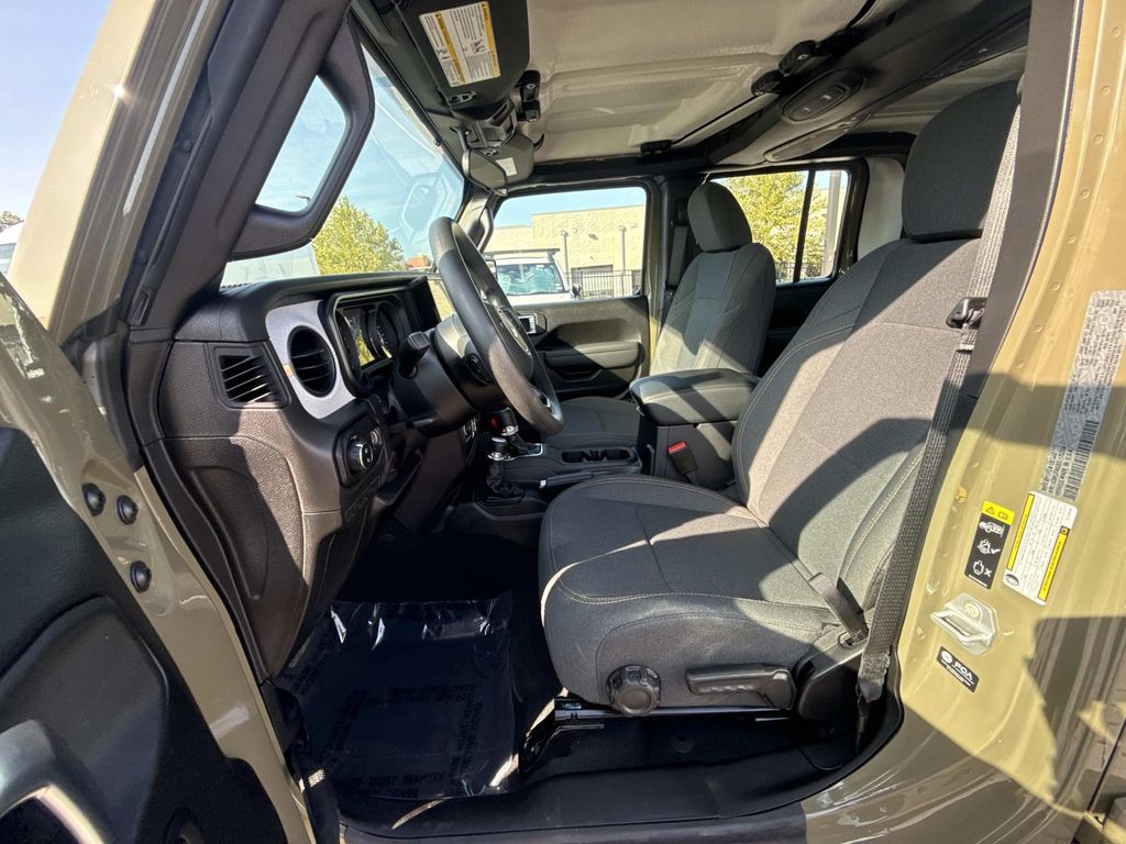 Used 2026 Green Jeep Sport image 15