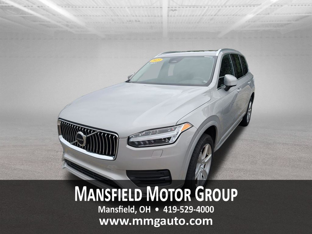 2023 Volvo XC90 B5 Core