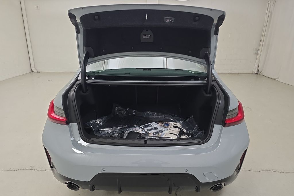 2025 Bmw 330i xDrive photo 23