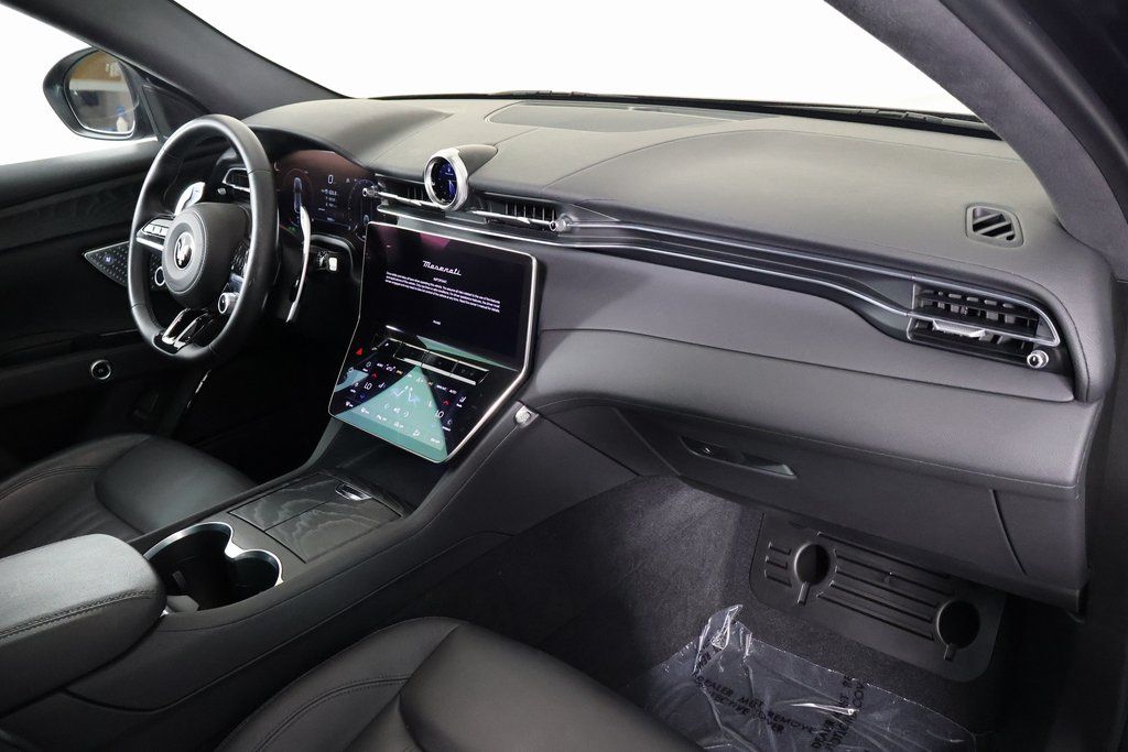 Thumbnail: 2023 Maserati Grecale - 9