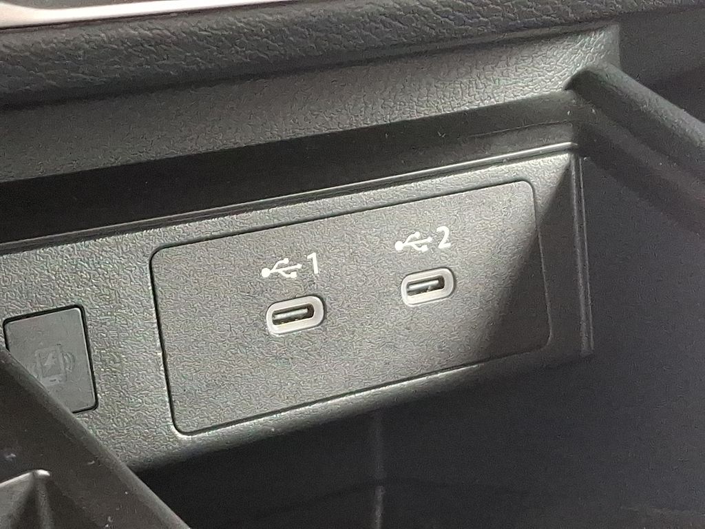 Thumbnail: 2025 Nissan Kicks - 24