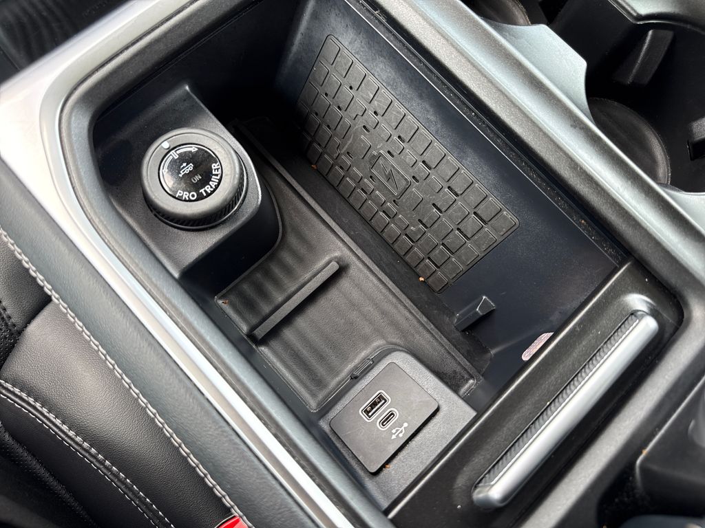 2025 Agate Black Metallic Ford Expedition Platinum 4X4 SUV