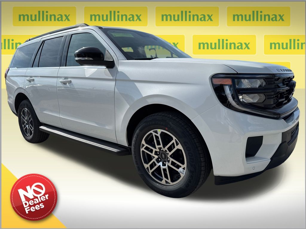 2025 Ford Expedition Active's photo