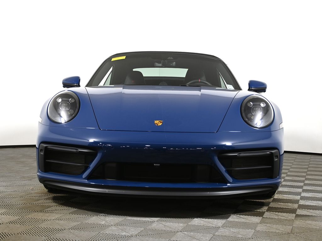 Thumbnail: 2023 Porsche 911 - 10