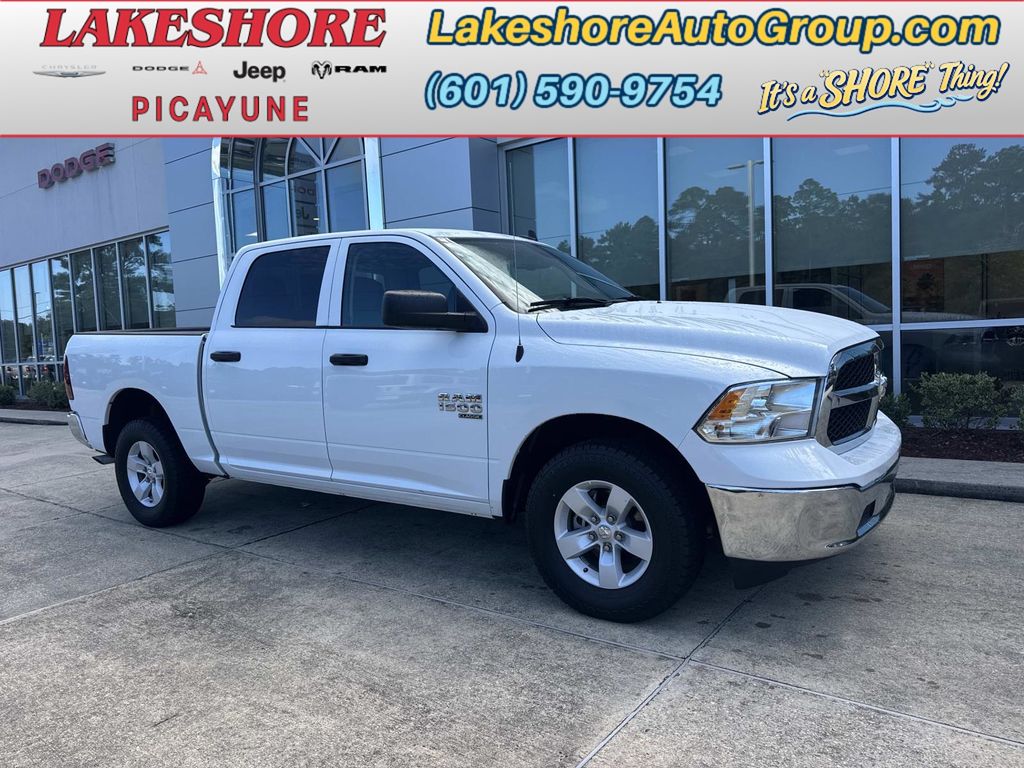 Bright White Clearcoat 2023 RAM 1500 Pickup Truck Four-Wheel Drive 8-Speed Automatic