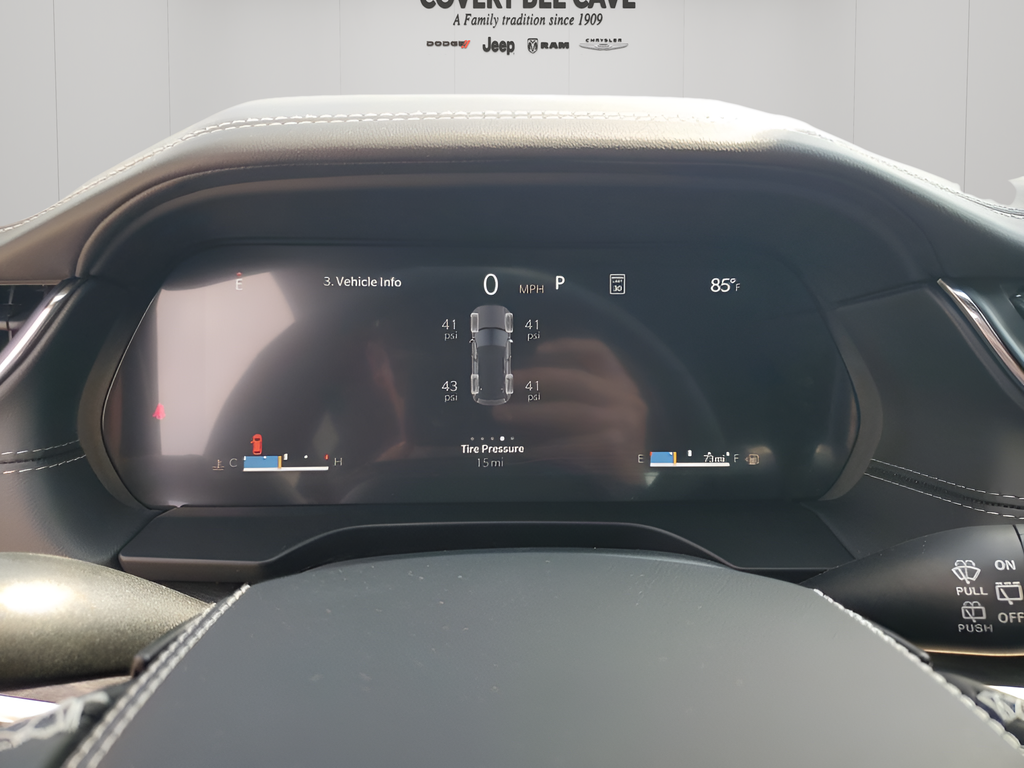 New Car 2025 Jeep Grand Cherokee  Overland For Sale Under $60,000 In Austin, Texas