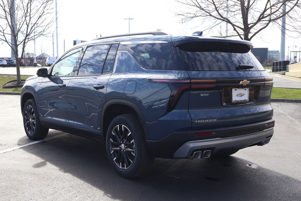 Thumbnail: 2026 Chevrolet Traverse - 4