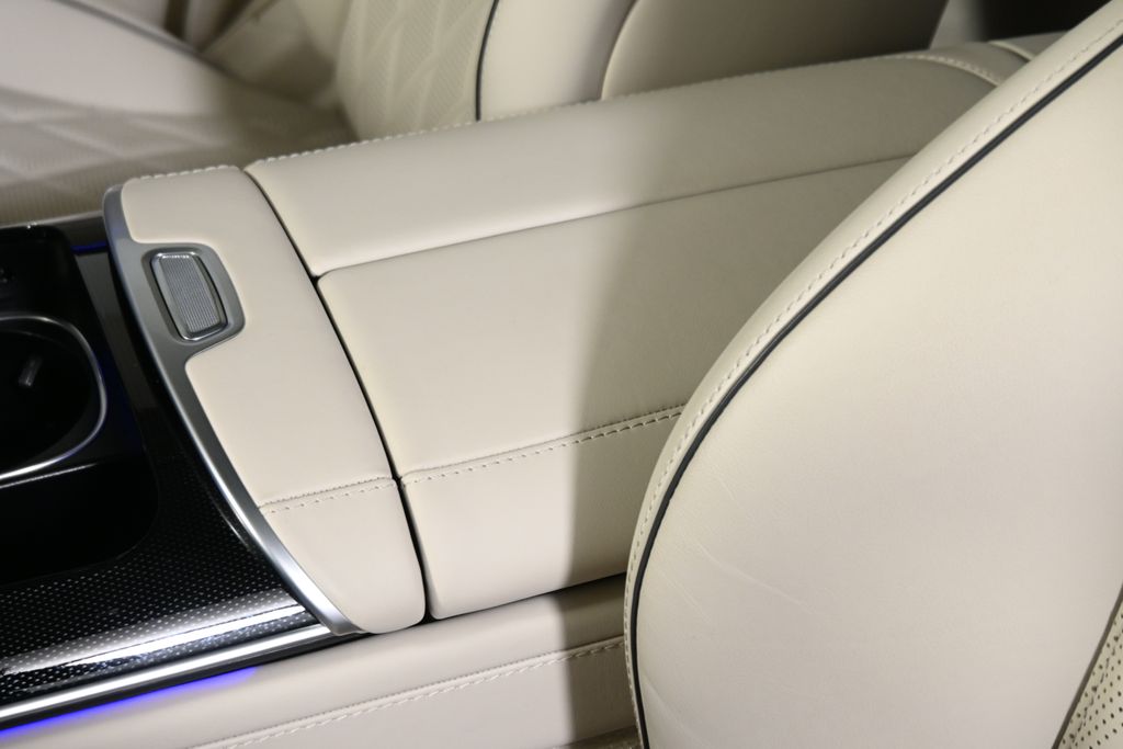 Thumbnail: 2025 Mercedes-Benz S-Class - 24