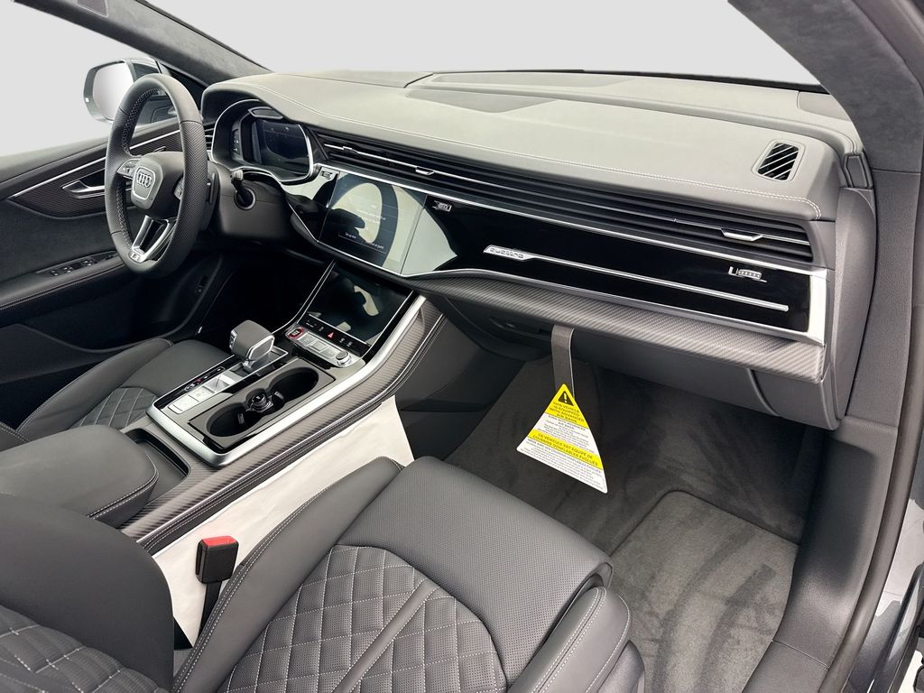 Thumbnail: 2026 Audi SQ8 - 16