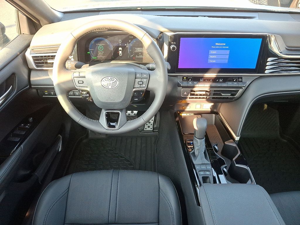 Thumbnail: 2025 Toyota Camry - 12