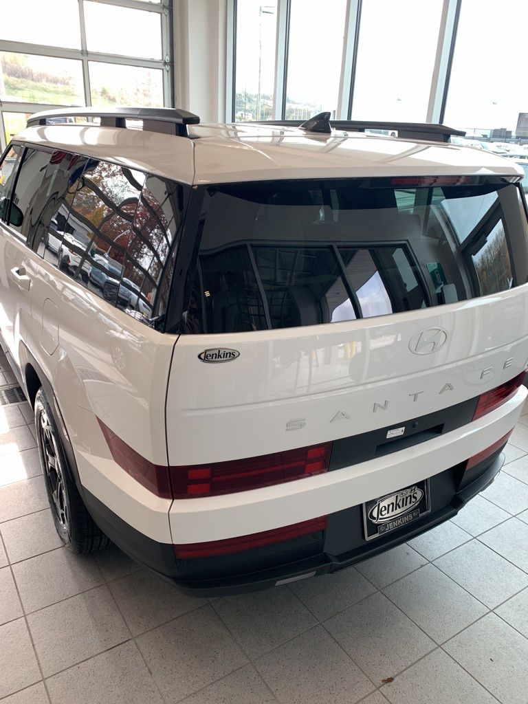 New 2026 White Hyundai SEL image 13