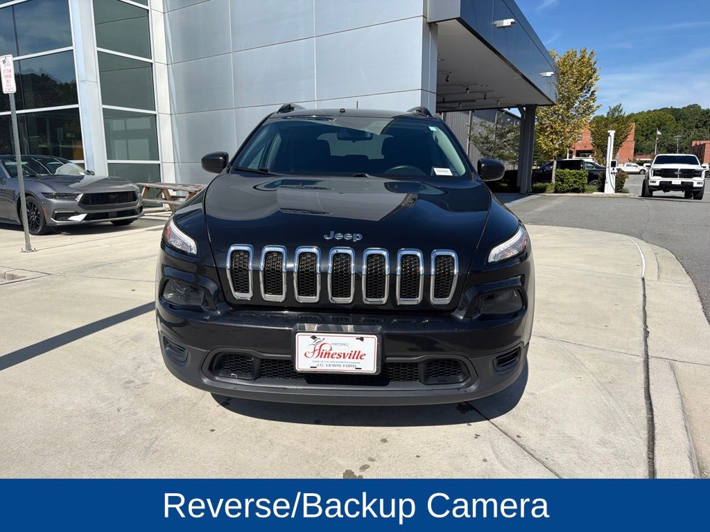 2016 Jeep Cherokee Sport