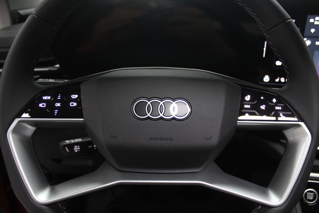 Thumbnail: 2025 Audi Q5 - 25