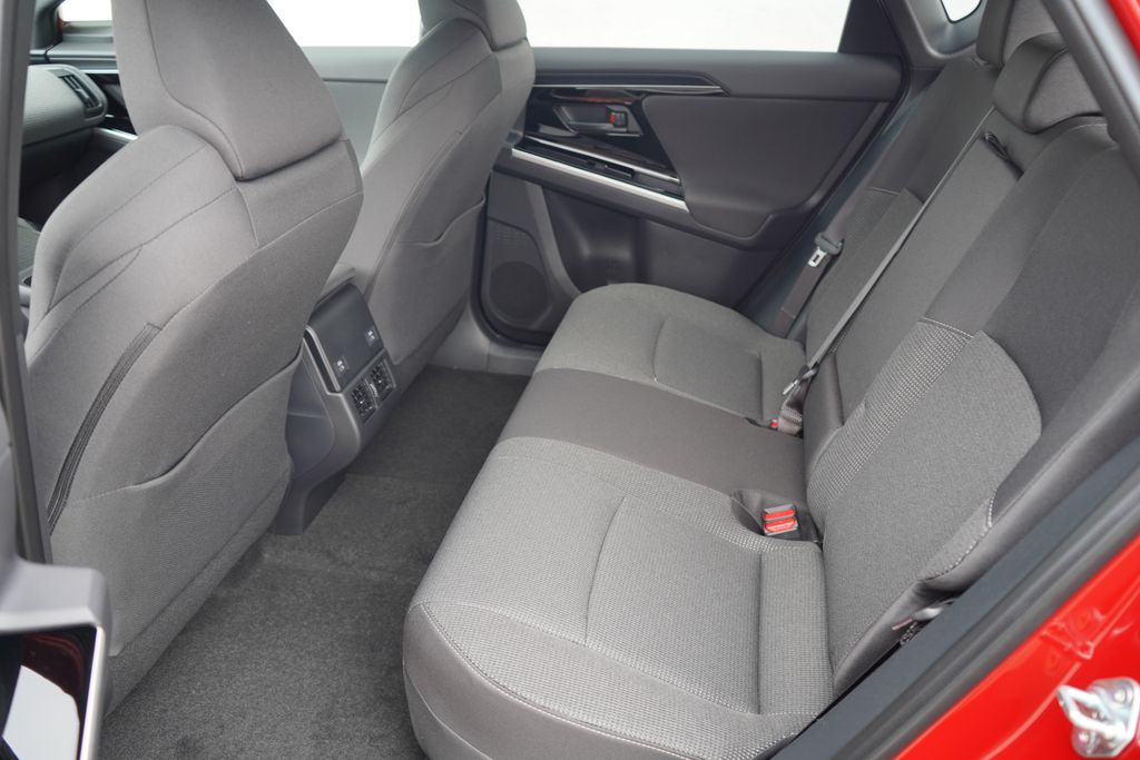 2025 Subaru Solterra Premium 8