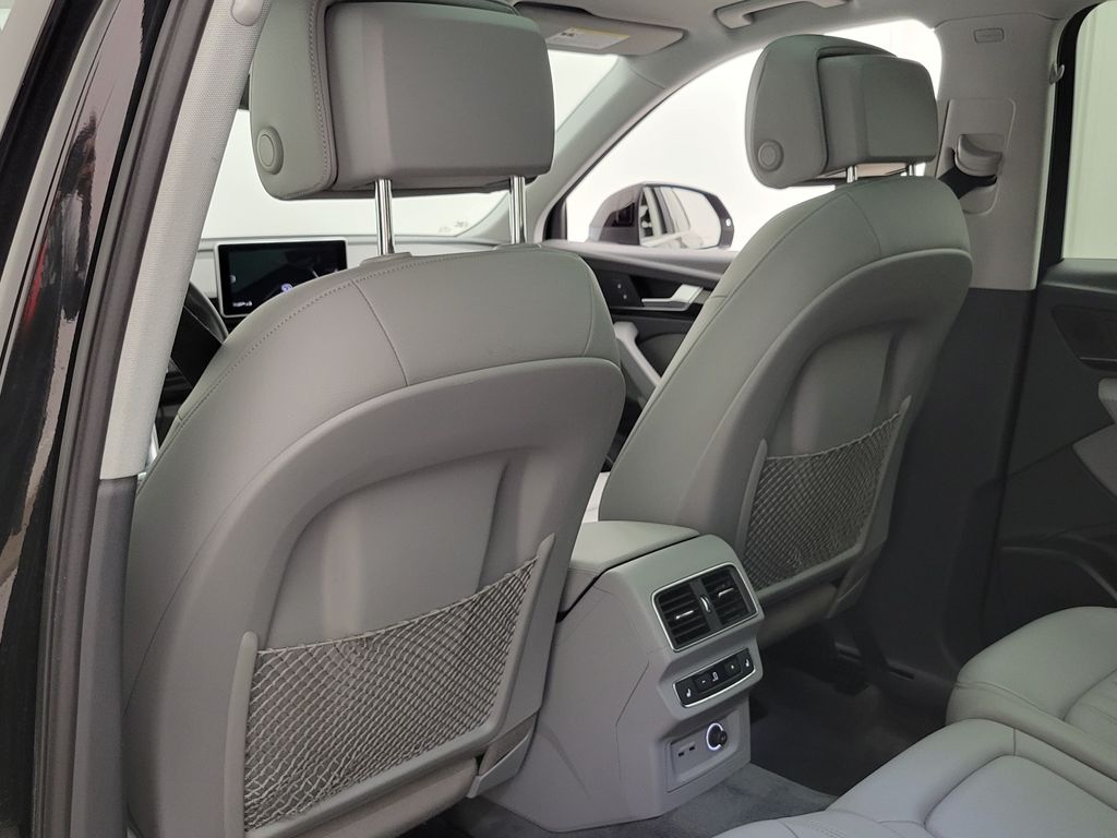 Thumbnail: 2019 Audi Q5 - 24
