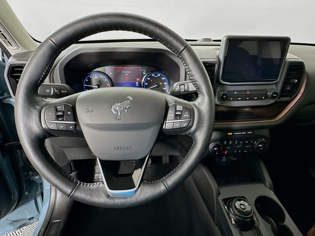 Thumbnail: 2021 Ford Bronco Sport - 11