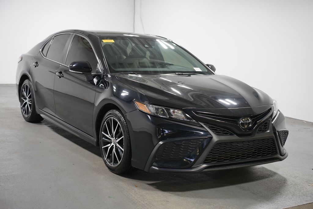 Thumbnail: 2023 Toyota Camry - 3