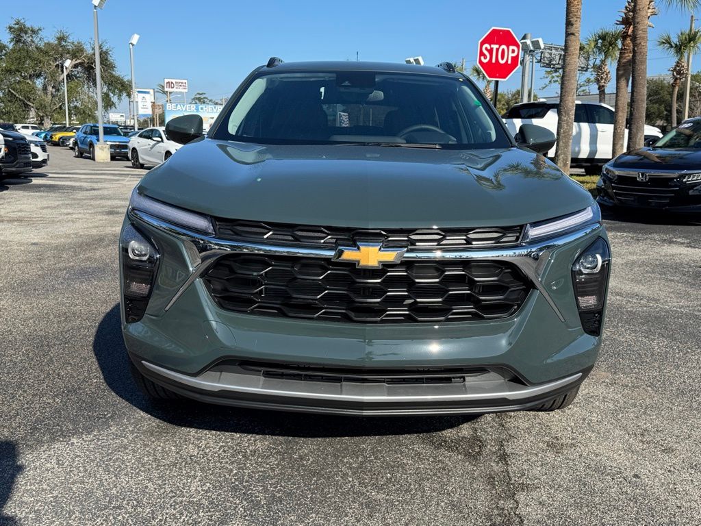 2025 Chevrolet Trax LT 3