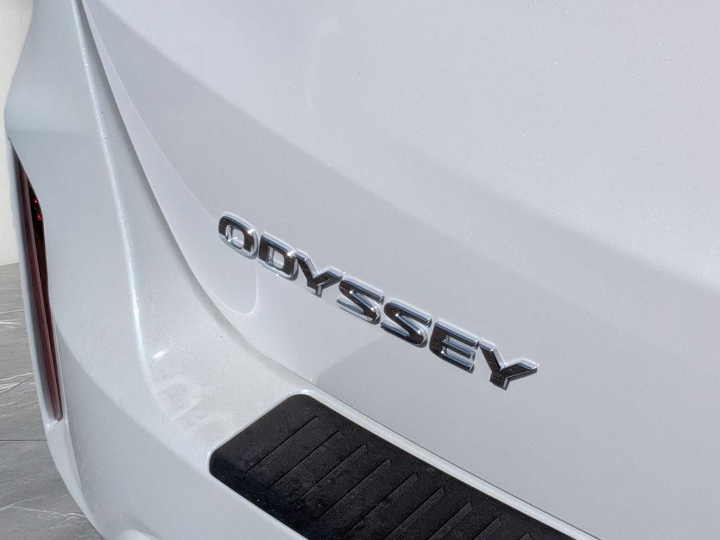 2026 Honda Odyssey EX-L - Photo 10