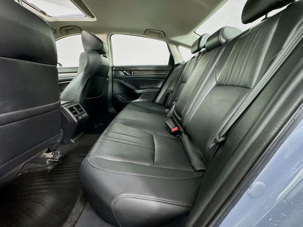 Used Car 2022 Honda Accord  Touring 2.0t For Sale Under $25,000 In Austin, Texas