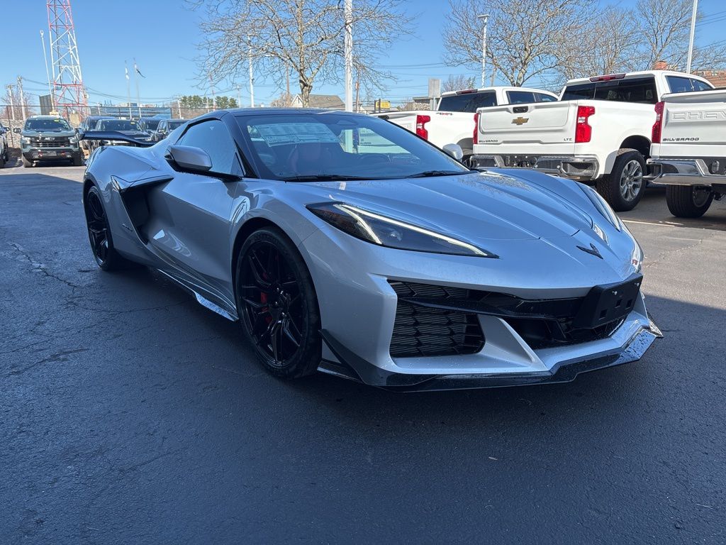 Blade Silver Metallic 2026 Chevrolet Corvette Z06 3LZ Convertible RWD Convertible Rear-Wheel Drive 8-Speed Dual Clutch